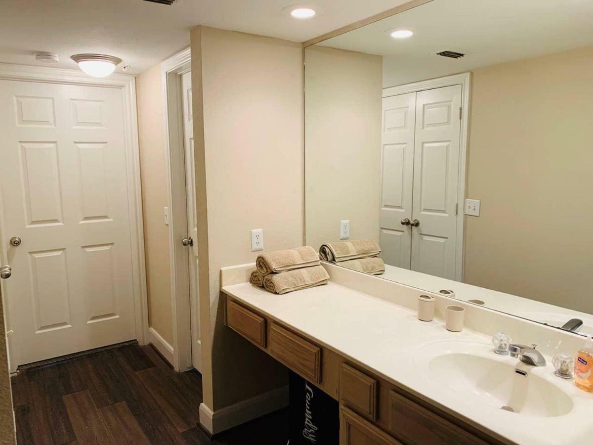 יוסטון Cozy Home Near Med Center, Nrg, Galleria & Dtown מראה חיצוני תמונה